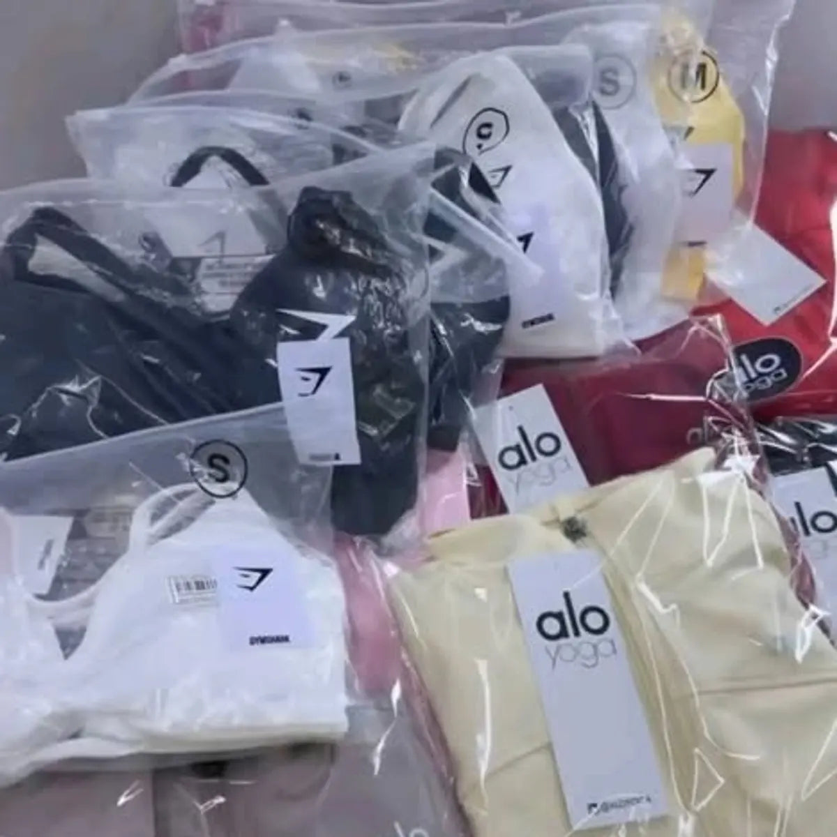 Alo leggings liquidation pallet, 100 sets, brand new wholesale lot