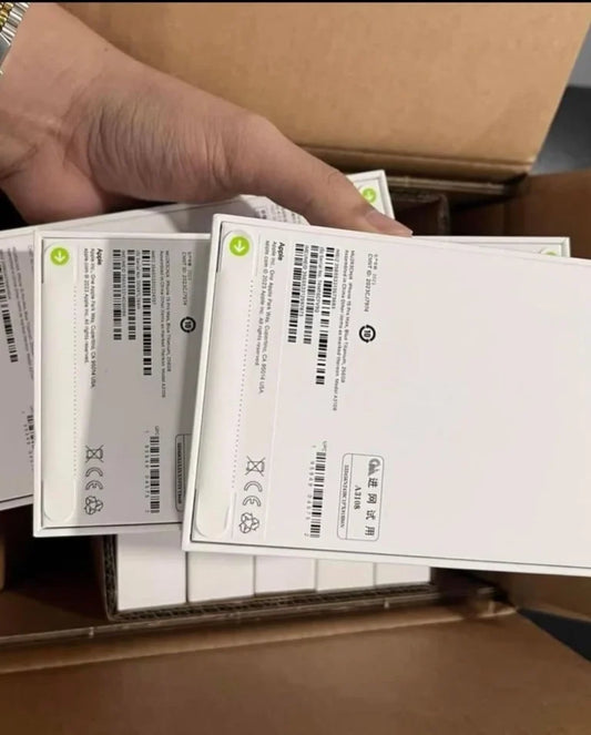 Wholesale iPhone 15 Pro Max Pallet (10 Phones)
