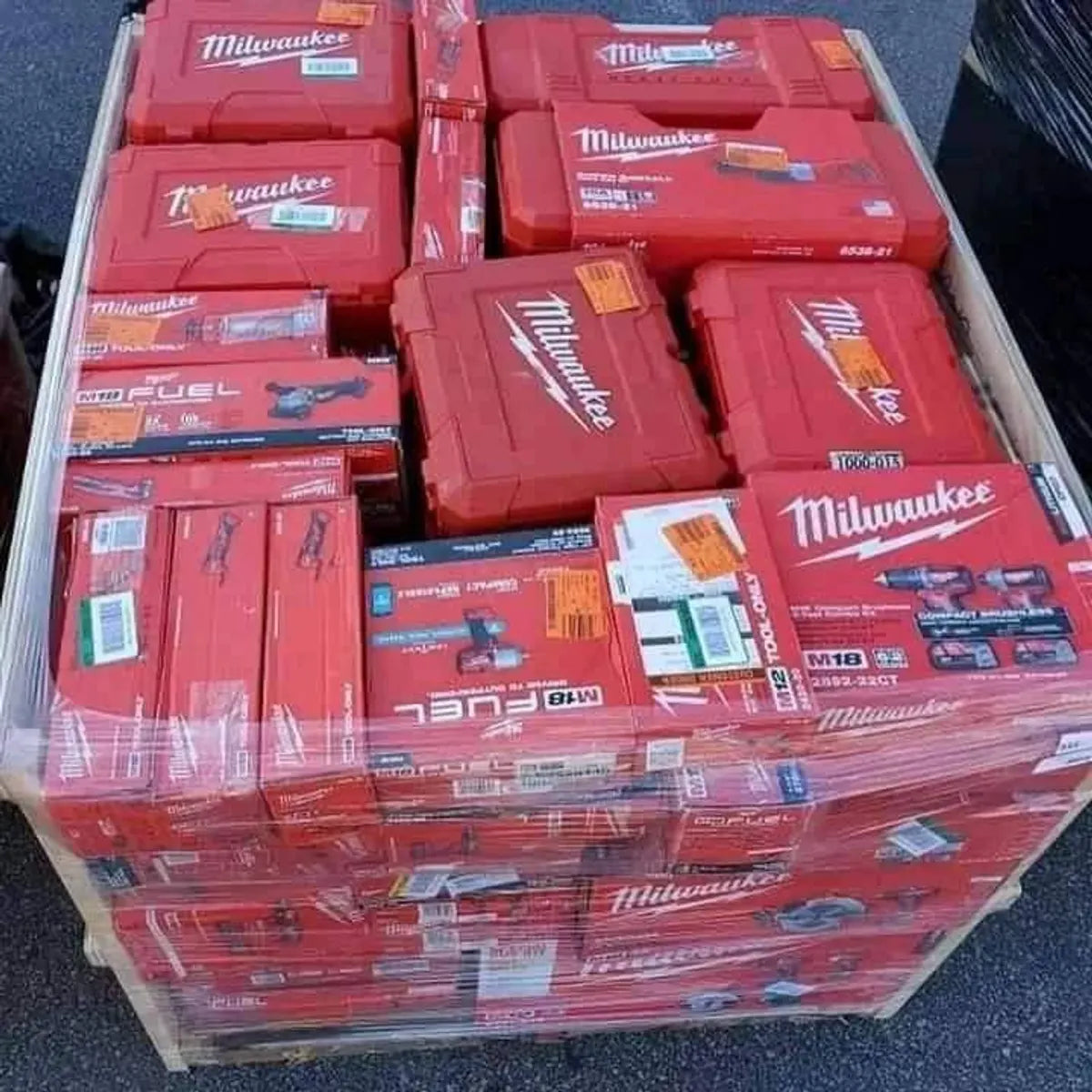 Milwaukee Power Tools Pallet