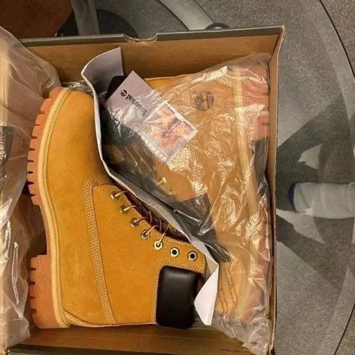 Timberland Shoes Liquidation Pallet, 200 Pairs, Brand New