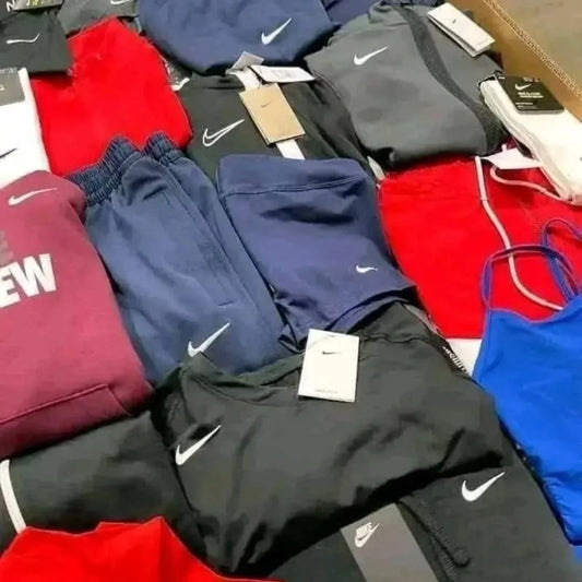 Wholesale Nike Clothing (300 Pieces)