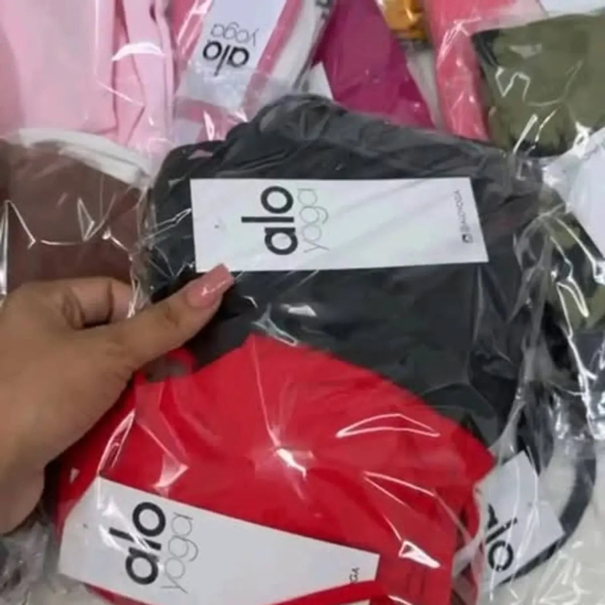 Alo Leggings Liquidation Pallet, 100 Sets, Brand New